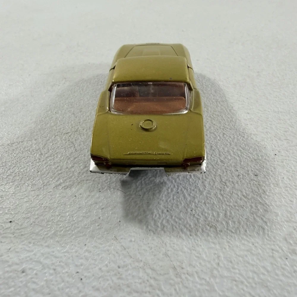 Mebetoys Chevrolet Corvette Rondine Pininfarina A-22‎ Gold 1/43 Scale Car Italy